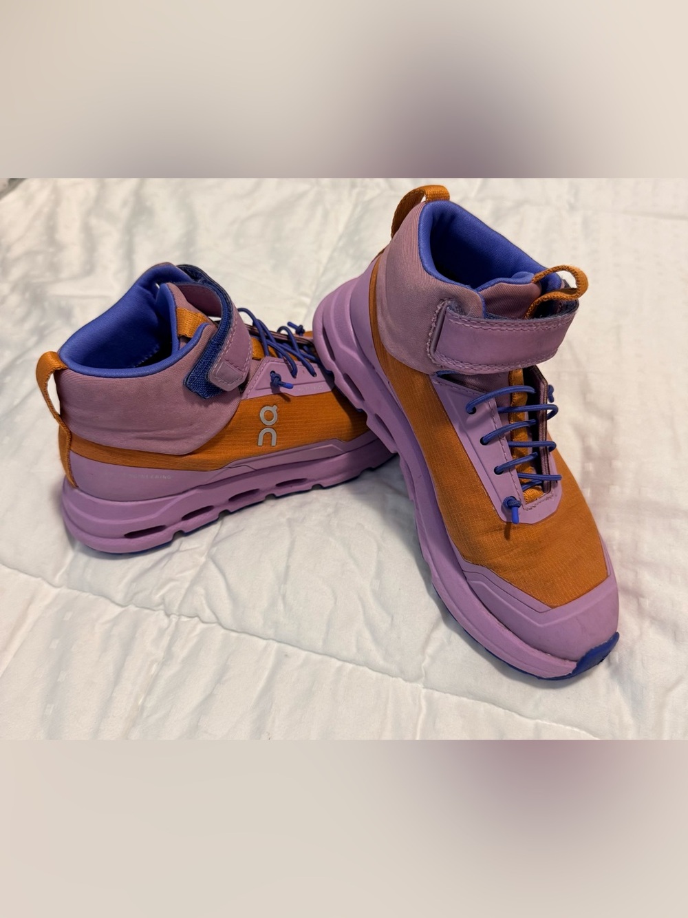 Girls On Running Cloudhero Mid Waterproof Hiking Shoe